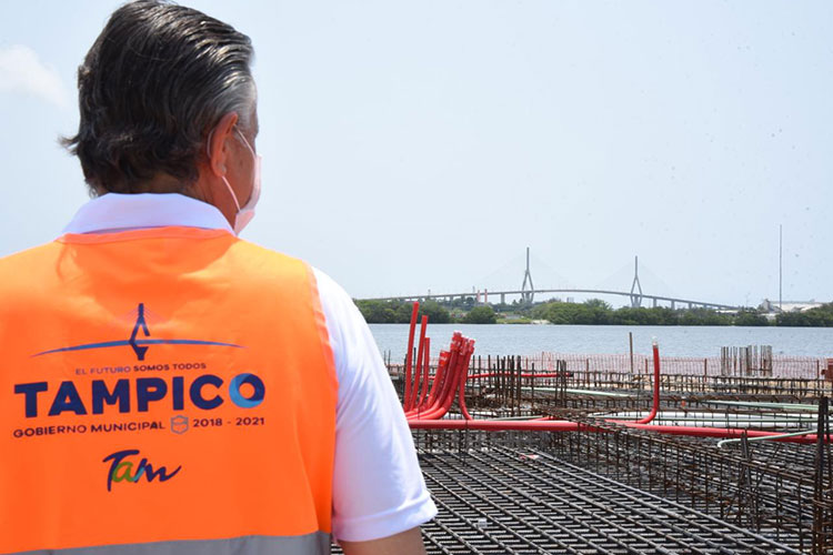 Solicita Jesús Nader crédito por 100 mdp