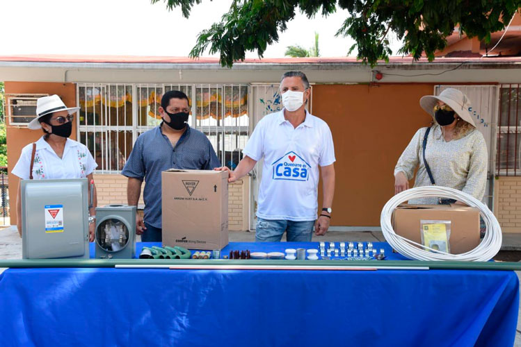 Garantiza Chucho Nader Mejoramiento de los Planteles Educativos