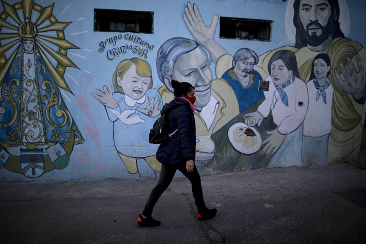 La pandemia sume a Argentina en una de sus peores crisis