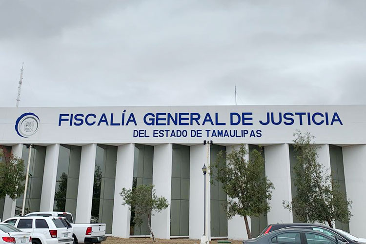 Una Tras Otra Diputada belicosa e ignorante