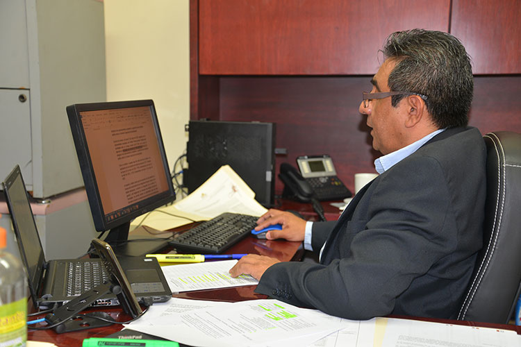 Ratifican a 10 funcionarios del IETAM