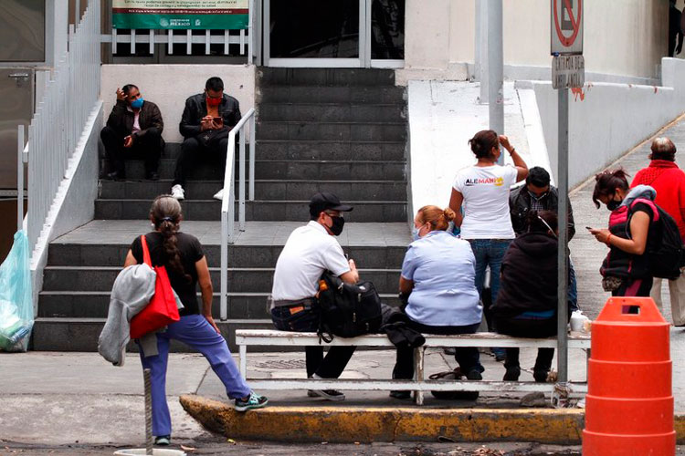 Supera México el reto de reconvertir hospitales Covid
