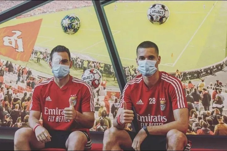 Apedrean autobús del Benfica; dos jugadores heridos