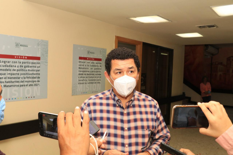 Advierte Alcalde que “pronto” hospitales llegarán al límite