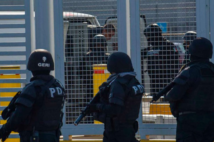 Cae ‘El Mochomo’, presunto implicado en caso Iguala; lo ingresan al Altiplano