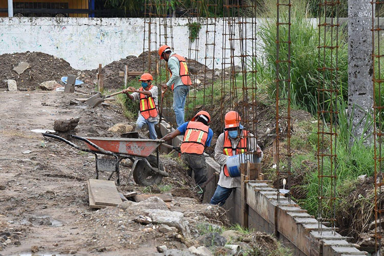 Moderniza Chucho Nader la Infraestructura Educativa del Nivel Básico