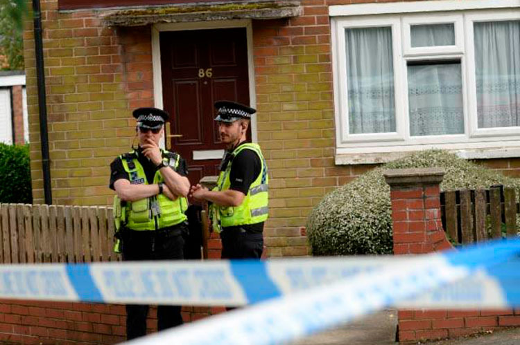 Policía, al recibir disparos, mata a hombre en Kentucky