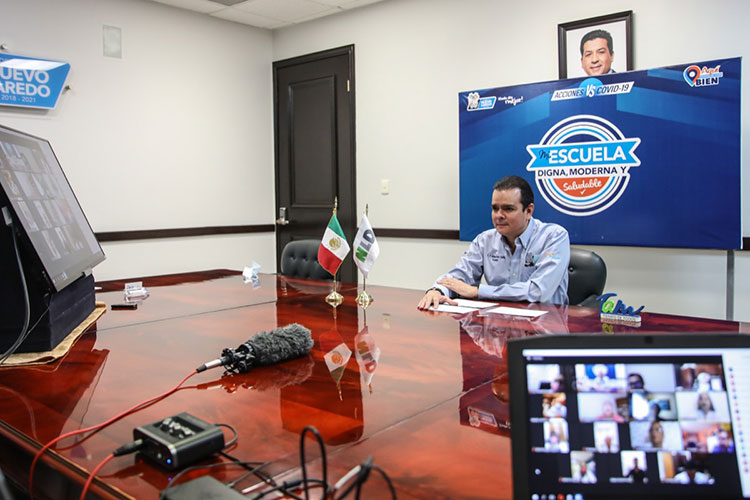 Entrega Rivas de manera virtual apoyos a escuelas
