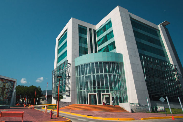 Reconoce Fitch Ratings trabajo de la UAT ante el coronavirus