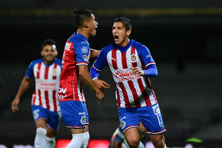 Chivas se lleva el clásico de la Copa por México