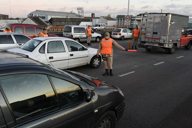 Buenos Aires otra vez bajo cuarentena estricta por COVID-19