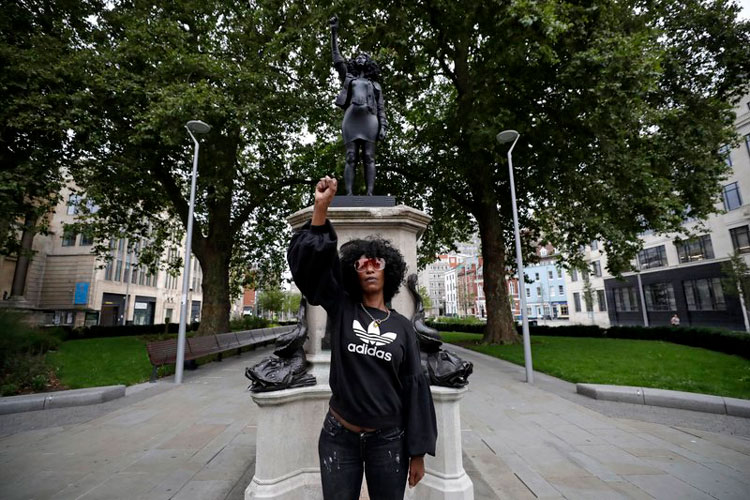 Estatua de activista negra sustituye a esclavista en Bristol