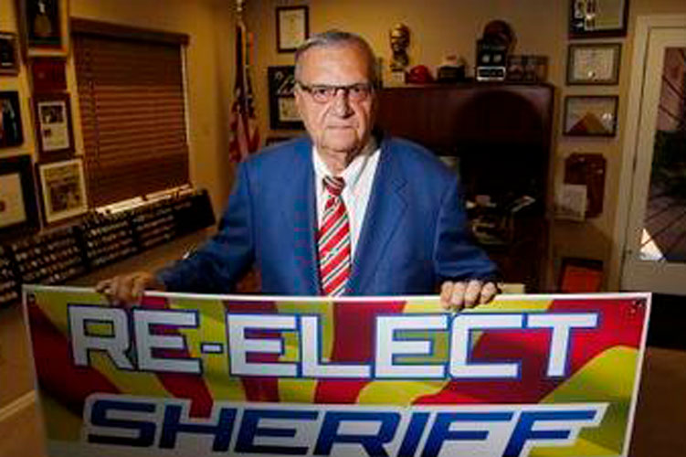 Arpaio quiere recuperar jefatura de oficina de sheriff