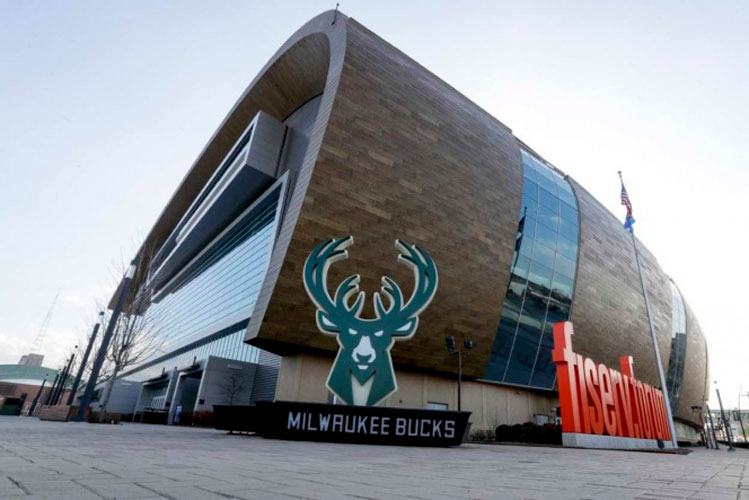 Bucks cierran instalaciones de práctica por coronavirus