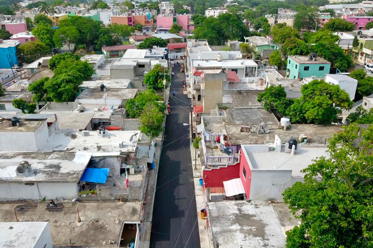 Pavimentan 5 cuadras más en la Echeverría de Tampico