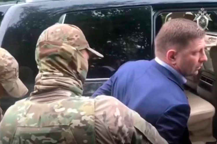 Cae gobernador en Rusia por asesinato de empresarios
