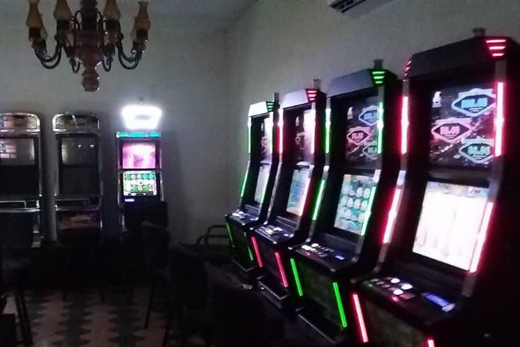 Decomisan máquinas de multijuegos en casas particulares