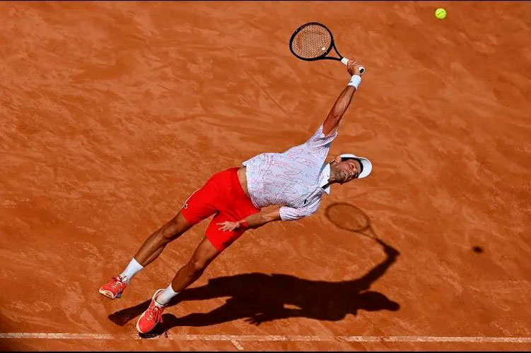 Djokovic avanza a cuartos en Roma