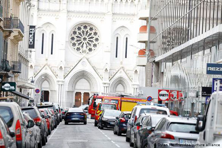 Merkel avisa a Alemania de “invierno difícil” por el virus