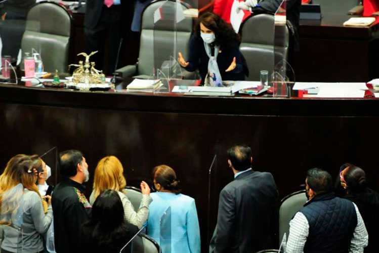 Diputados aprueban en lo general reforma para “desmantelar” el Fondo de Salud