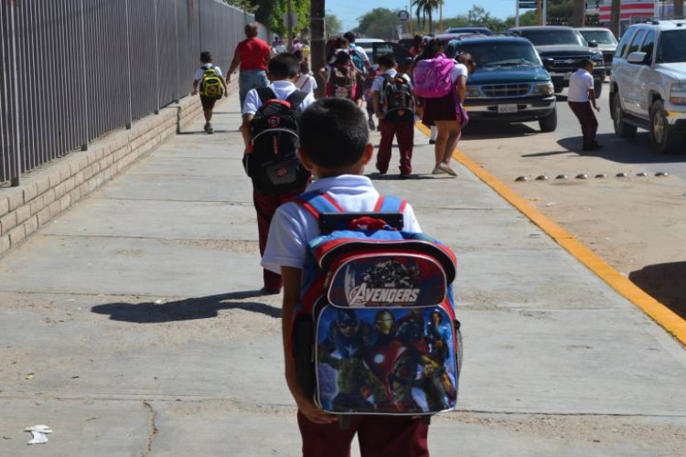 ‘Reprueban’ Diputados recortes  a educación y beneficios a maestros