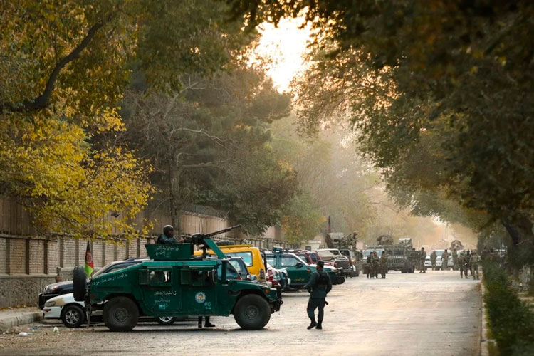 Deja 22 muertos ataque a universidad de Kabul, en Afganistán