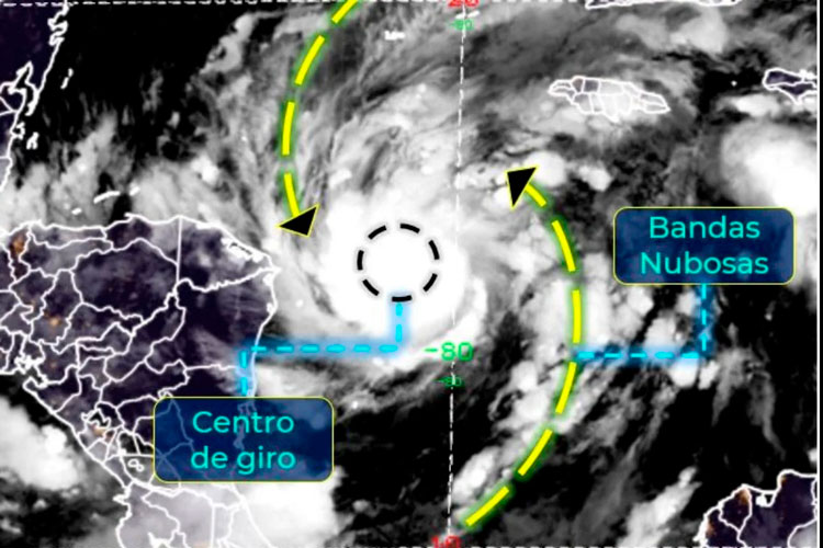 “ETA” se convierte en huracán categoría 1; mantienen vigilancia en Quintana Roo