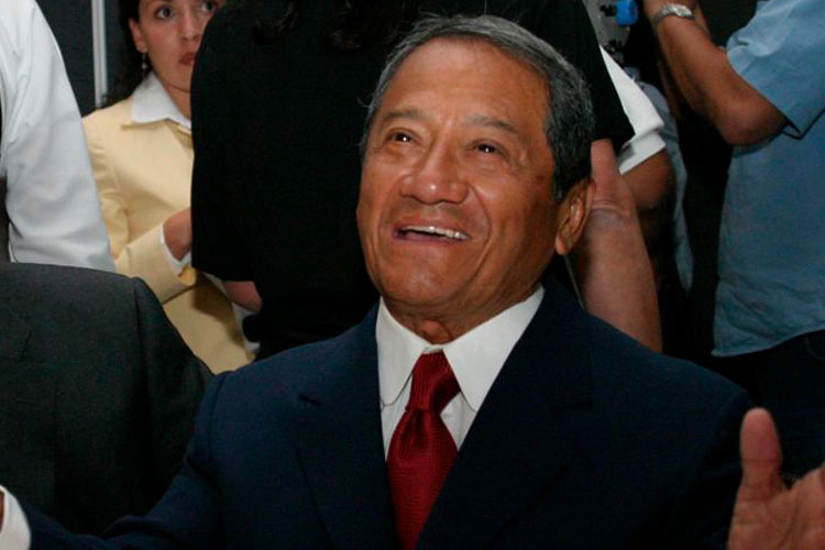 ‘Nos hizo falta tiempo’… Murió Armando Manzanero a los 86 años