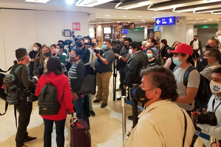 Senadores comprobaron sus mil 193 faltas a las sesiones del pleno