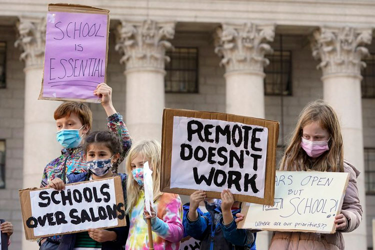 Reporte: La pandemia retrasa a los escolares en matemáticas
