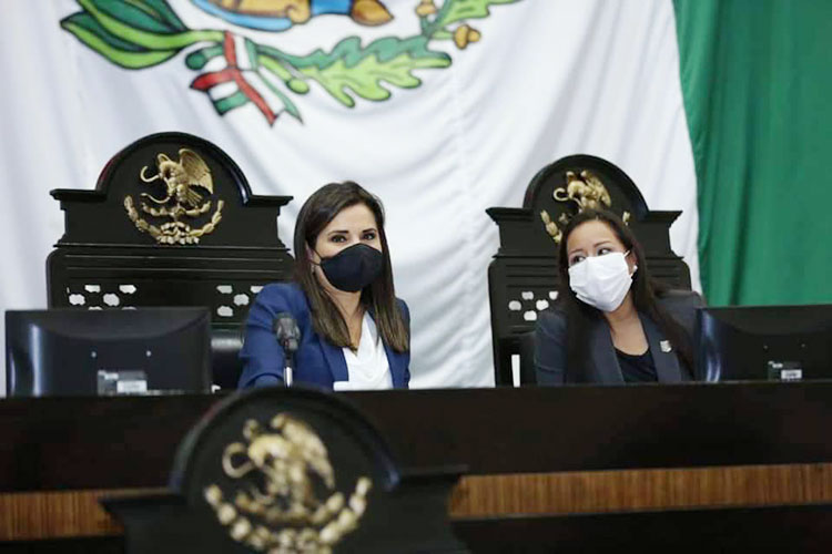 Se va Bermea Vázquez sin presentar iniciativas