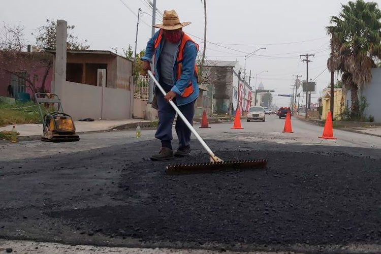 Con acciones de pavimentación y bacheo, trabaja Gobierno de Matamoros