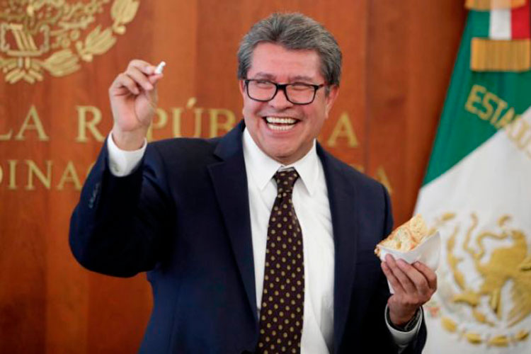 Gobierno destina más de 200 mil pesos en limpiar excasa de AMLO
