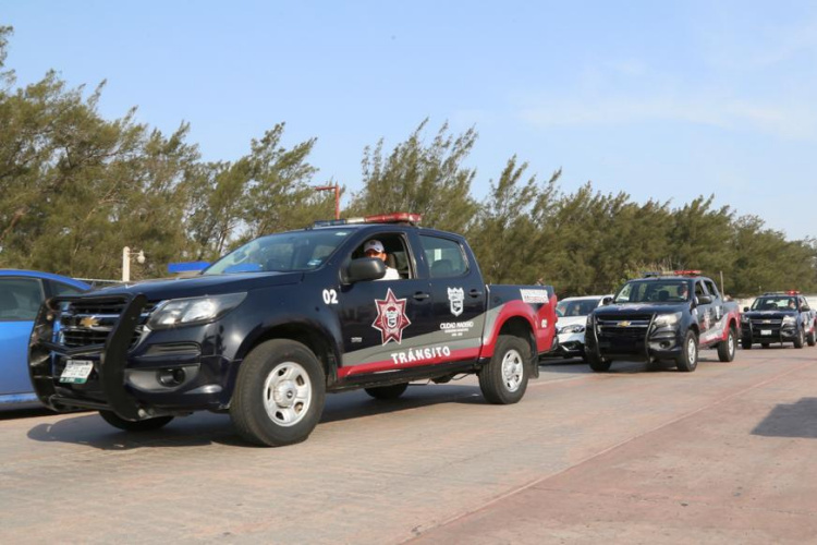 Vacunan solo a mitad del personal médico en el sur