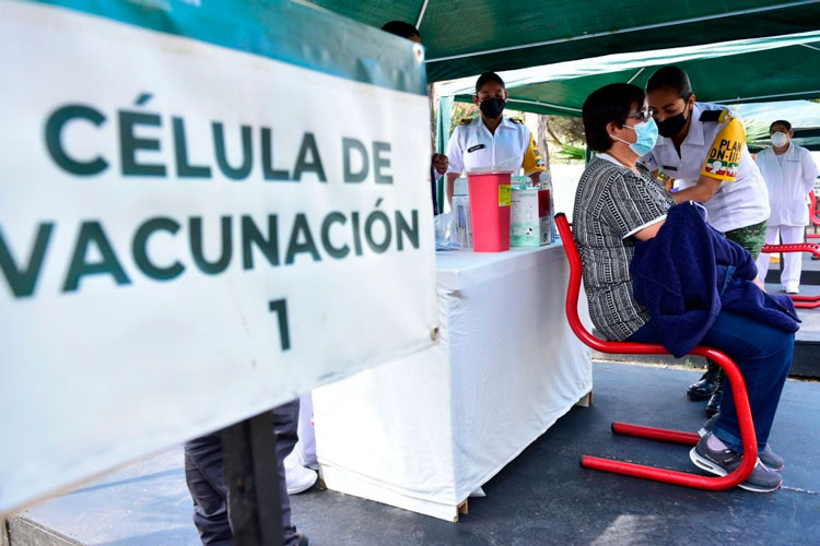 Gobiernos estatales y empresas podrán adquirir vacuna anti Covid: AMLO