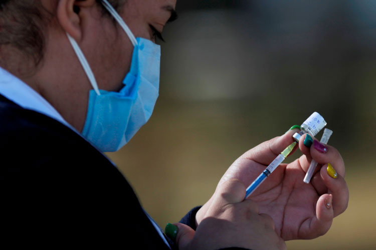 Grecia pudiera comenzar a reabrir su economía