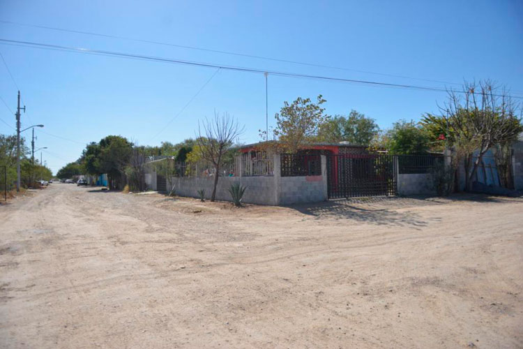 Amplían red de drenaje en colonia Vamos Tamaulipas