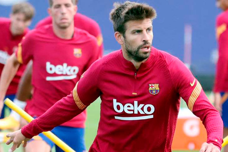 Gerard Piqué se entrena y apunta al PSG