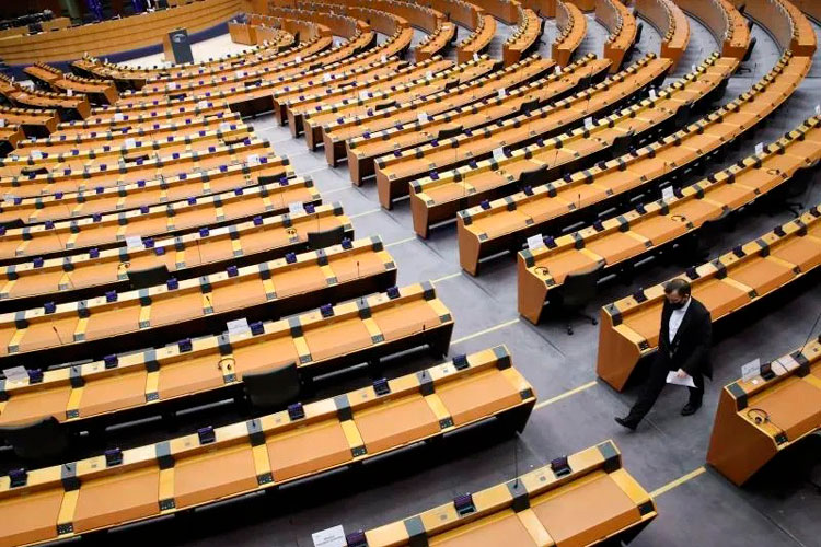 Legisladores UE aprueban plan de recuperación de 672 mlns