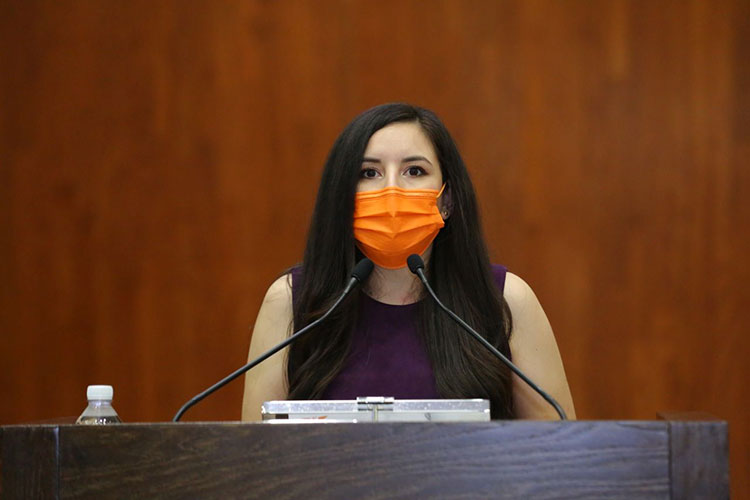 Una Tras Otra El candidato nervioso