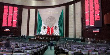 Morena y PT buscan juicio político contra Córdova por ‘pluris’