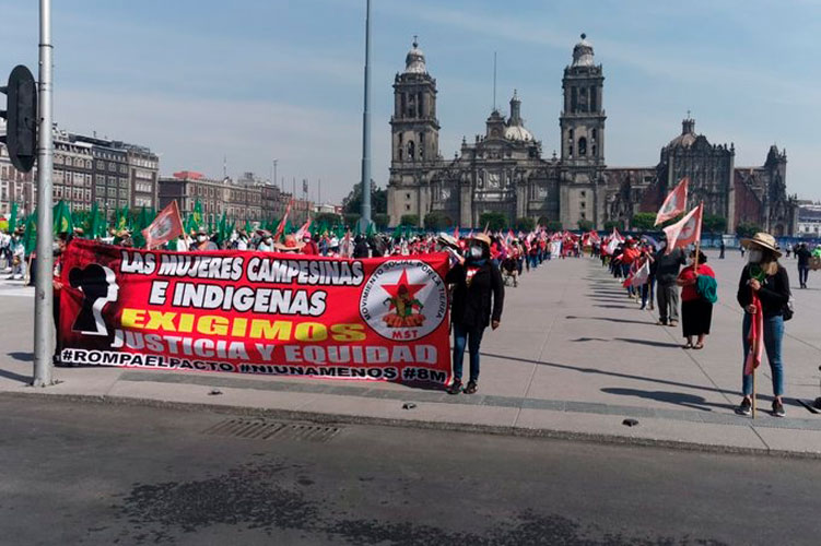 ‘En #8M no se felicita a mujeres”