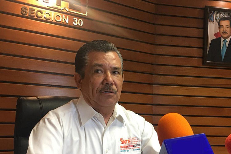 ‘Blinda’ SNTE en Pliego derechos de maestros