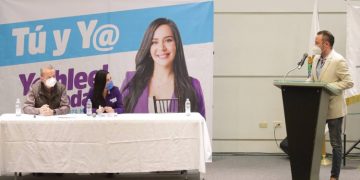 Pacta Yahleel hacer obras con constructores locales