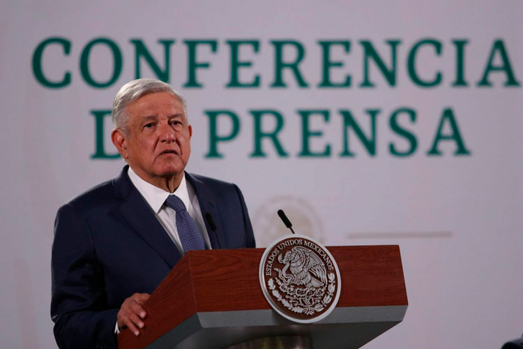Pide Alcocer no bajar la guardia confiados en la vacuna