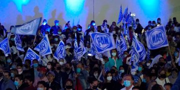 Pesan en resultados electorales de AL las estrategias anti-Covid