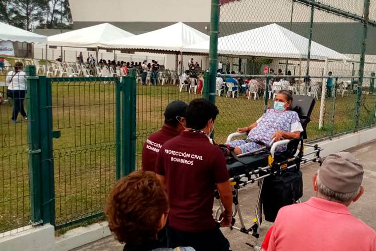 Antes de vacuna 55 adultos mayores terminan con insolación