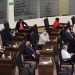 Amenazan con expulsar a diputados  que dieron votos a CDV