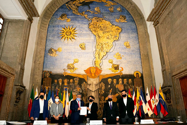 FGR pide a SCJN llegar a fondo en el tema de desafuero a CDV