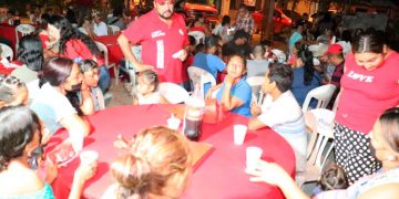 Se suman colonos de Loma Alta con Chuy Galván